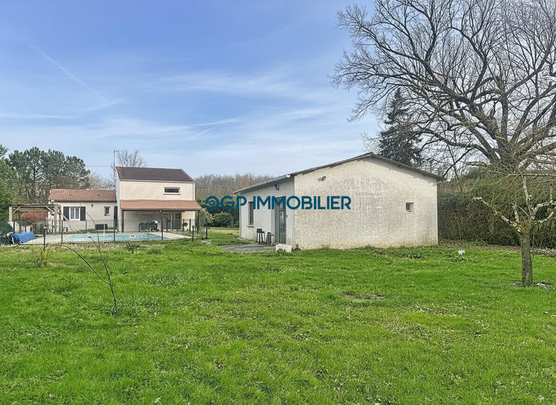 Maison - 161 m² - 7 pièces