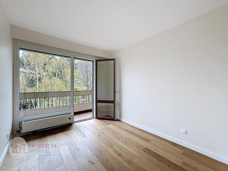 Appartement - 111 m² - 4 pièces