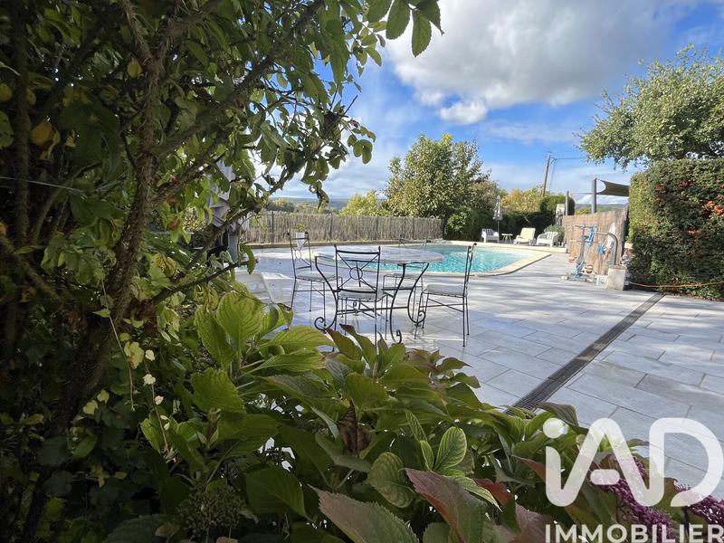 Maison - 159 m² - 5 pièces