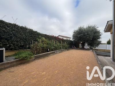 Maison - 122 m² - 5 pièces