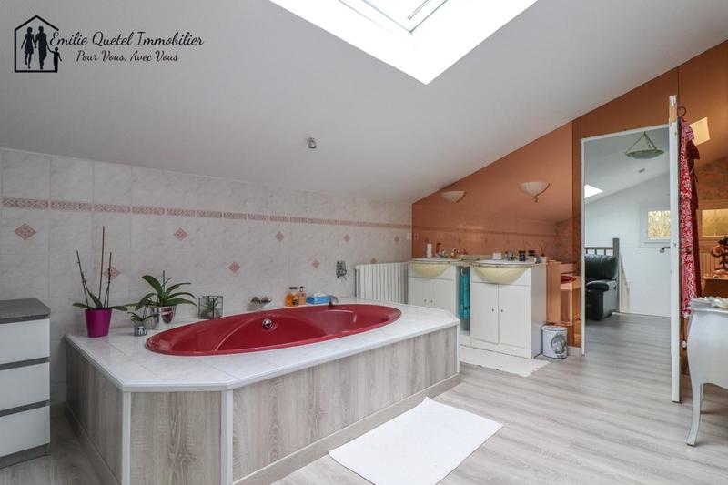 Maison - 160 m² - 5 pièces