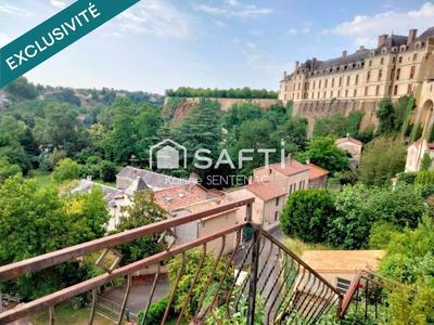 Maison - 208 m² - 7 pièces