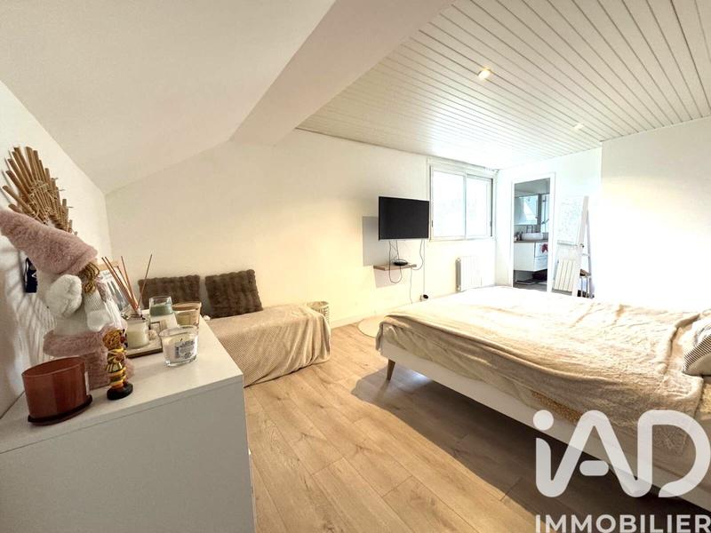 Maison - 175 m² - 8 pièces