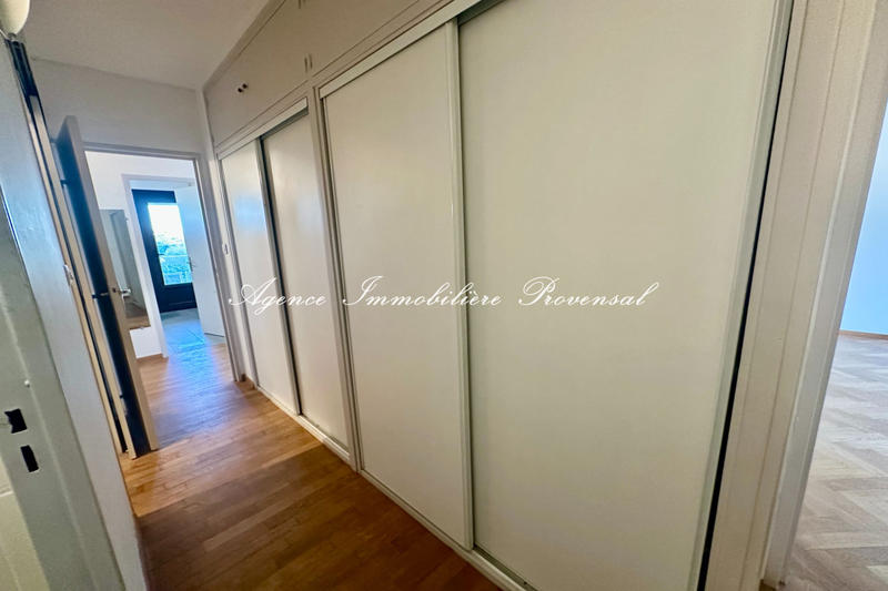 Appartement - 97 m² - 4 pièces
