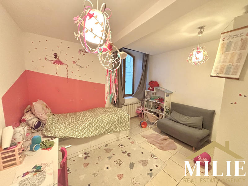 Appartement - 96 m² - 4 pièces