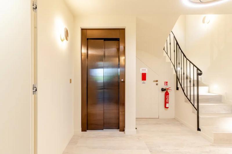 Maison - 190 m² - 5 pièces