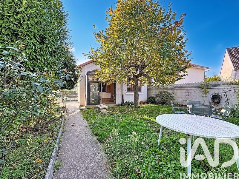 Maison - 80 m² - 5 pièces