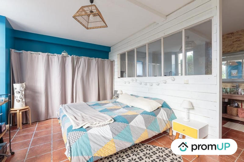 Maison ancienne - 210 m² - 8 pièces