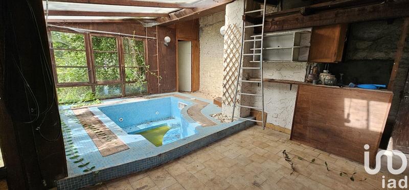 Maison - 222 m² - 6 pièces