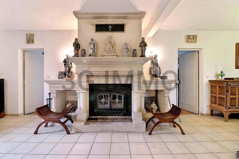 Maison - 154 m² - 9 pièces