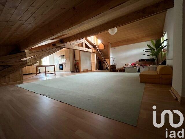 Maison - 480 m² - 16 pièces