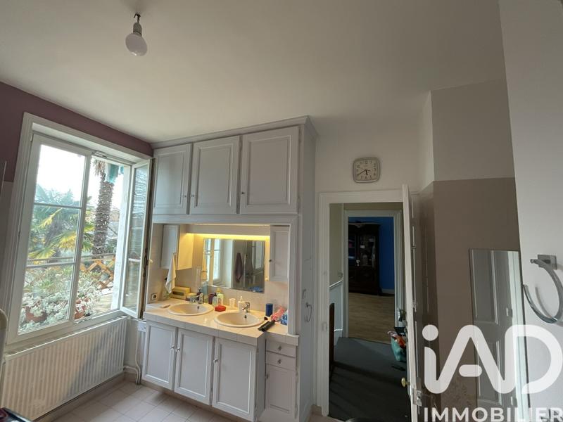 Maison - 188 m² - 7 pièces