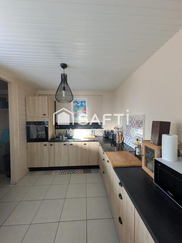 Maison - 171 m² - 6 pièces