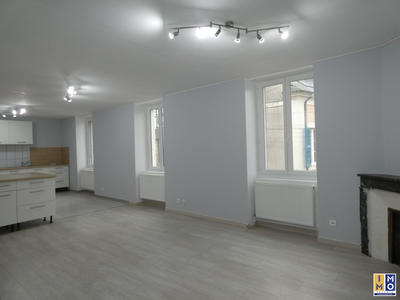Appartement - 99 m² - 3 pièces