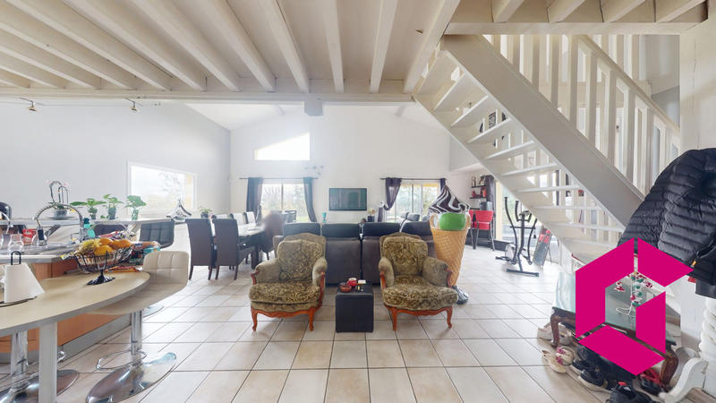 Villa - 172 m² - 5 pièces