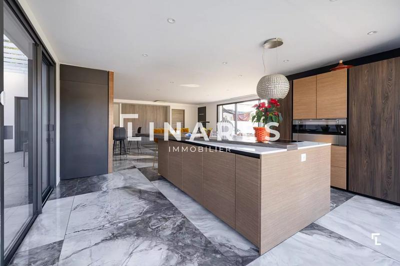 Villa - 138 m² - 5 pièces