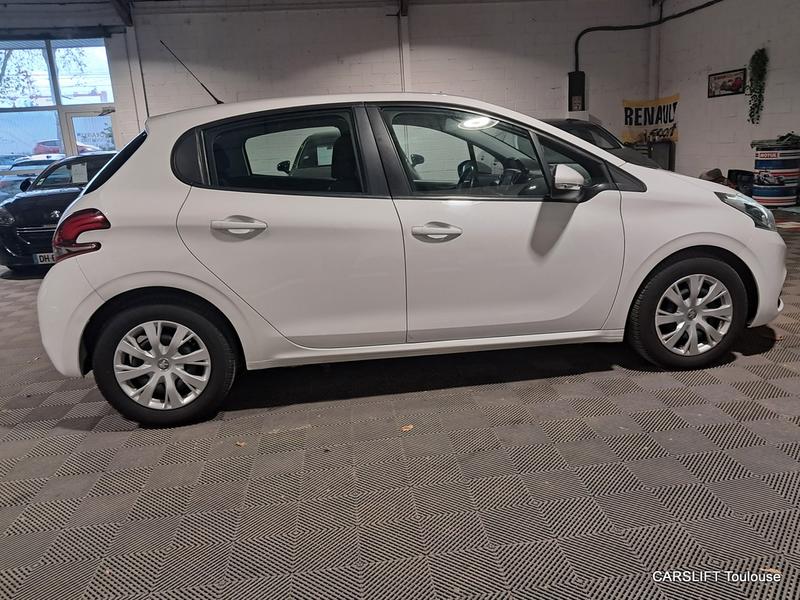 Peugeot 208 1.6 BlueHDI 75 Cv - Active