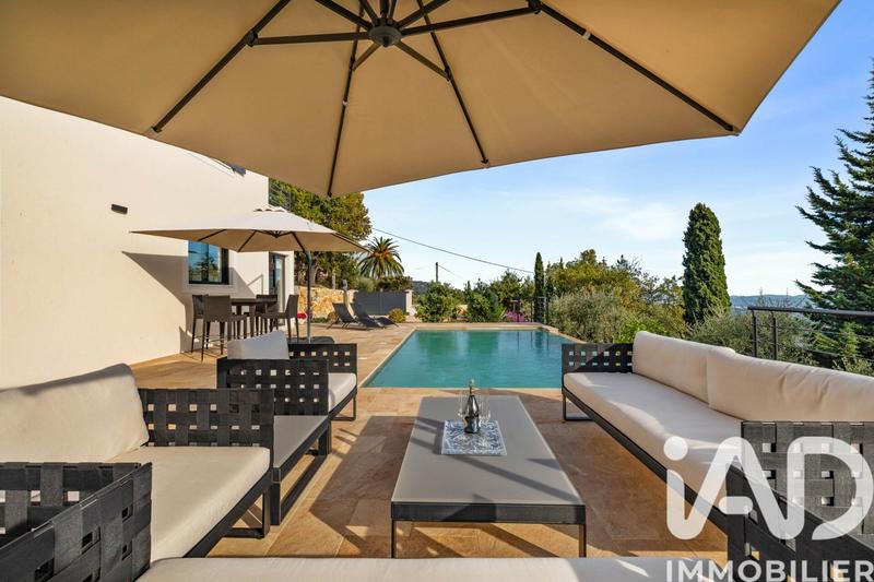 Maison de maîtres - 160 m² - 6 pièces