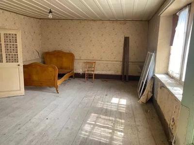 Maison - 250 m² - 6 pièces