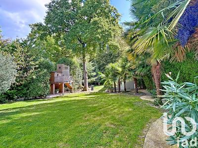 Maison - 165 m² - 7 pièces