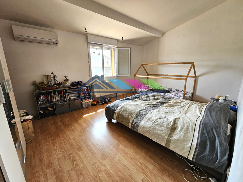 Maison de village - 196 m² - 4 pièces