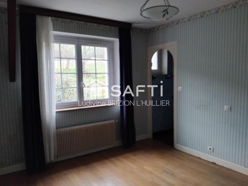 Maison - 240 m² - 9 pièces