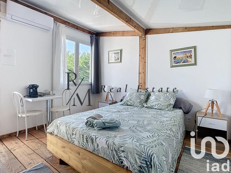 Maison - 330 m² - 12 pièces