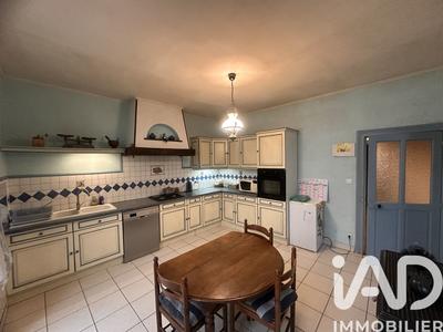 Maison de village - 298 m² - 10 pièces