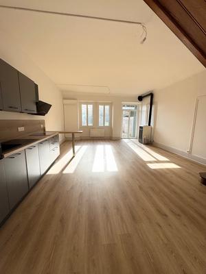 Appartement - 93 m² - 4 pièces