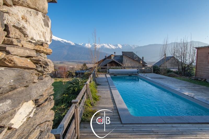 Maison - 188 m² - 7 pièces