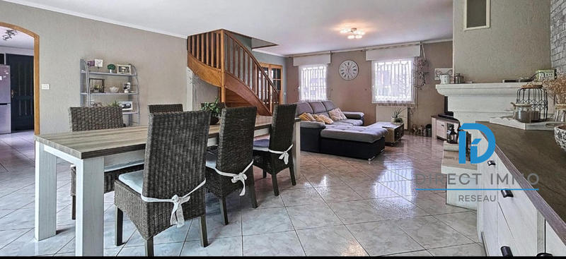 Maison - 152 m² - 6 pièces