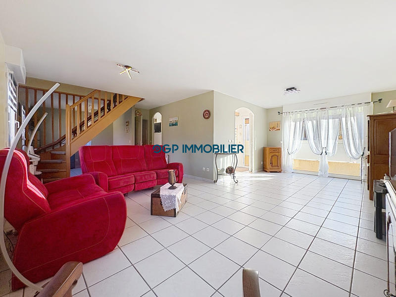 Maison - 115 m² - 6 pièces