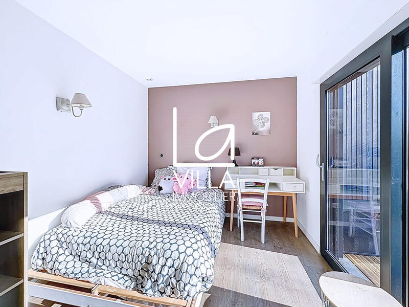 Maison - 176 m² - 7 pièces