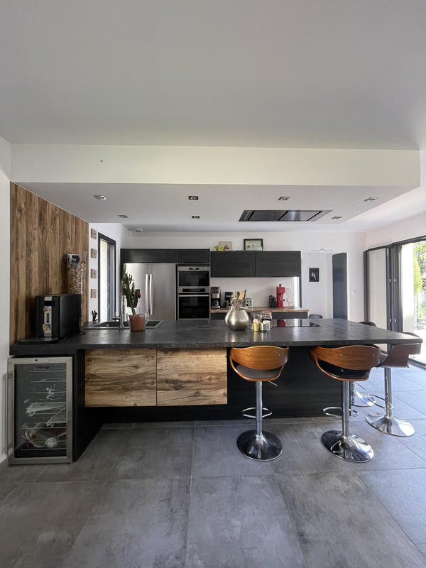 Maison - 220 m² - 6 pièces