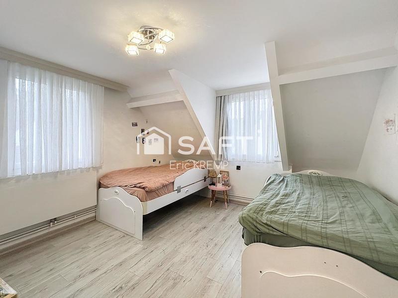 Maison - 180 m² - 7 pièces