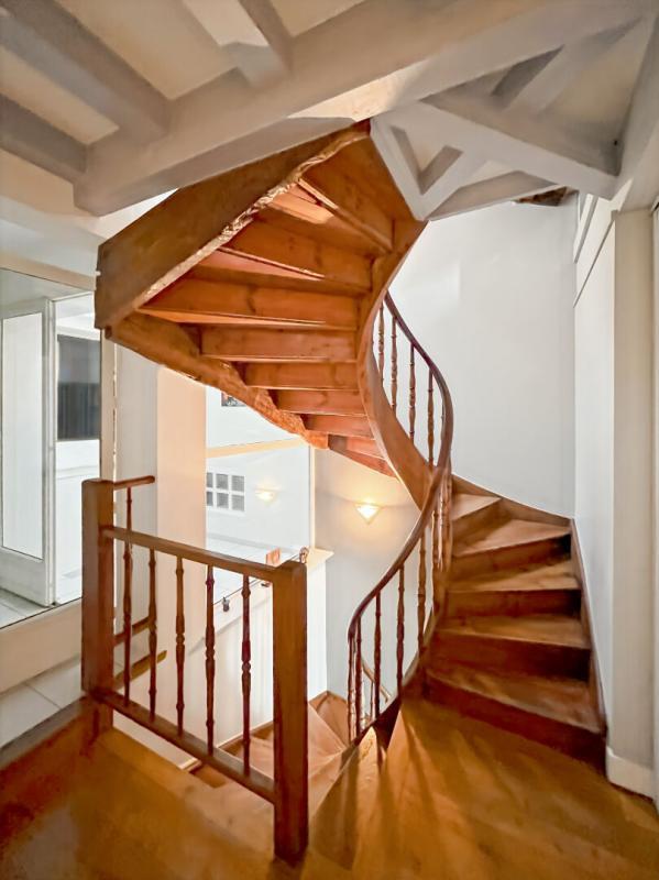 Maison - 200 m² - 5 pièces