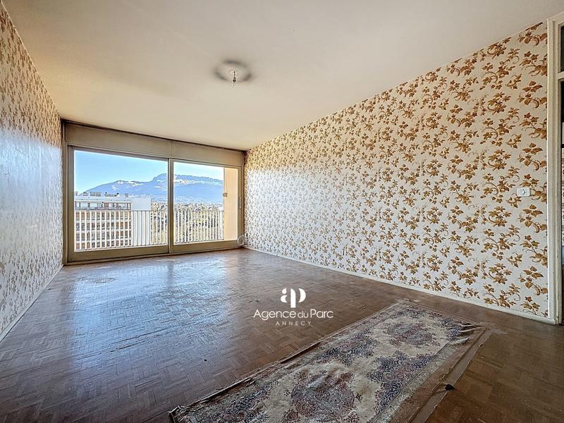 Appartement - 141 m² - 6 pièces