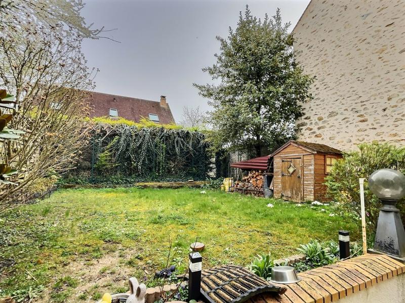 Maison - 110 m² - 4 pièces