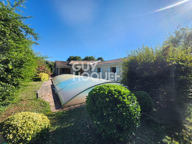 Maison - 160 m² - 9 pièces