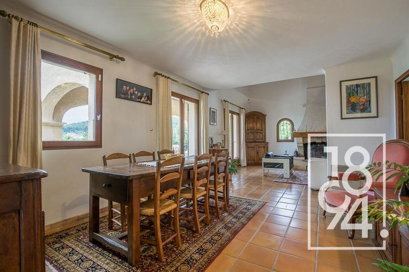 Villa - 139 m² - 4 pièces