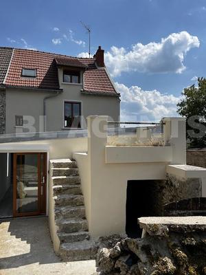 Maison - 73 m² - 4 pièces