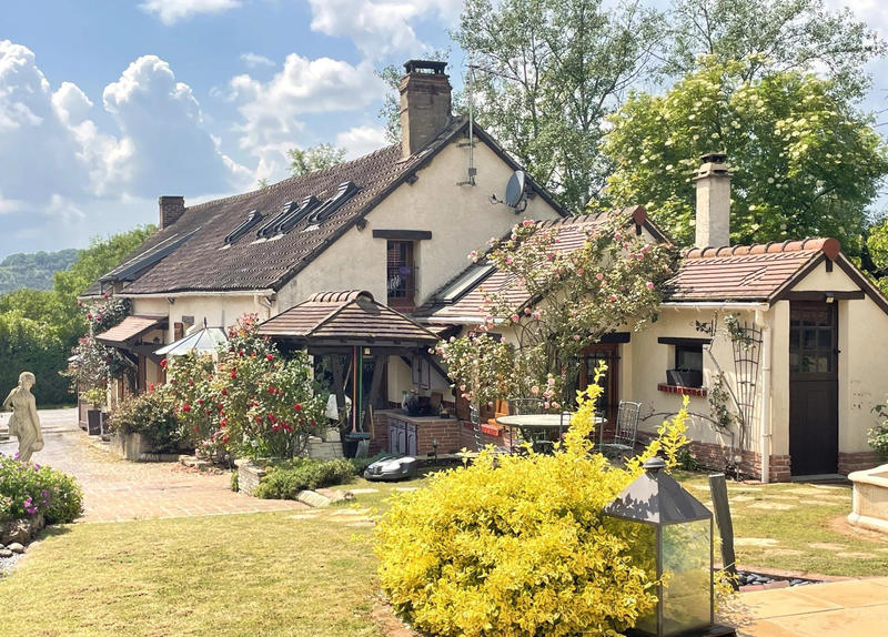 Maison ancienne - 167 m² - 8 pièces