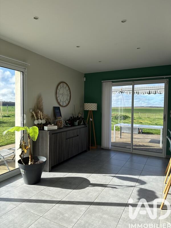 Maison - 122 m² - 5 pièces