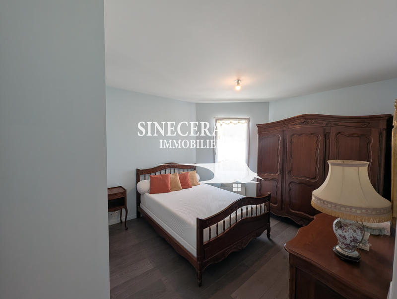 Local commercial - 88 m² - 3 pièces