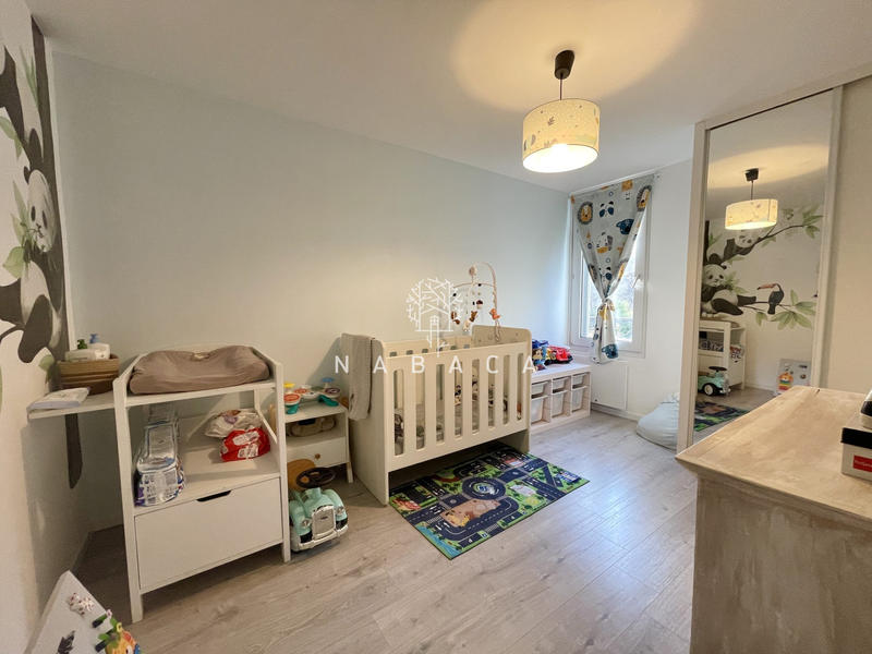 Appartement - 75 m² - 4 pièces