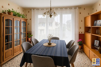 Maison traditionnelle - 95 m² - 5 pièces