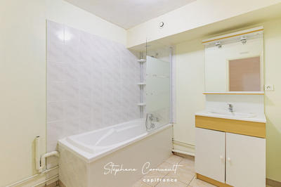 Immeuble - 116 m² - 6 pièces