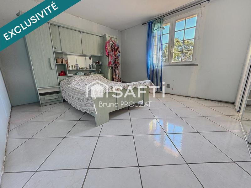 Maison - 222 m² - 8 pièces