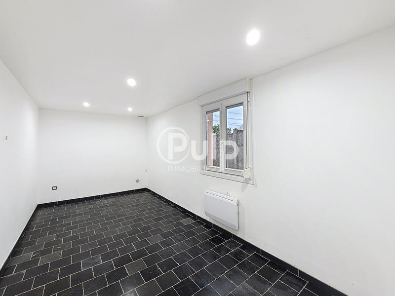 Maison - 107 m² - 6 pièces