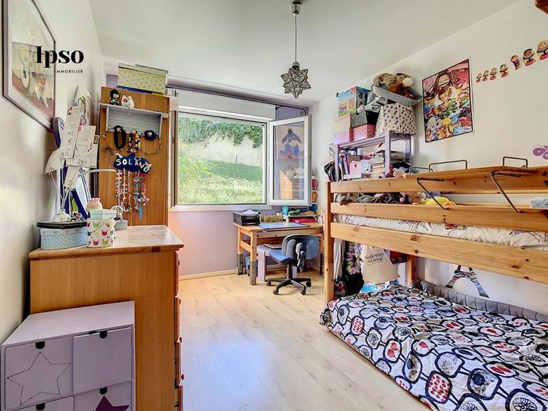 Appartement - 103 m² - 5 pièces